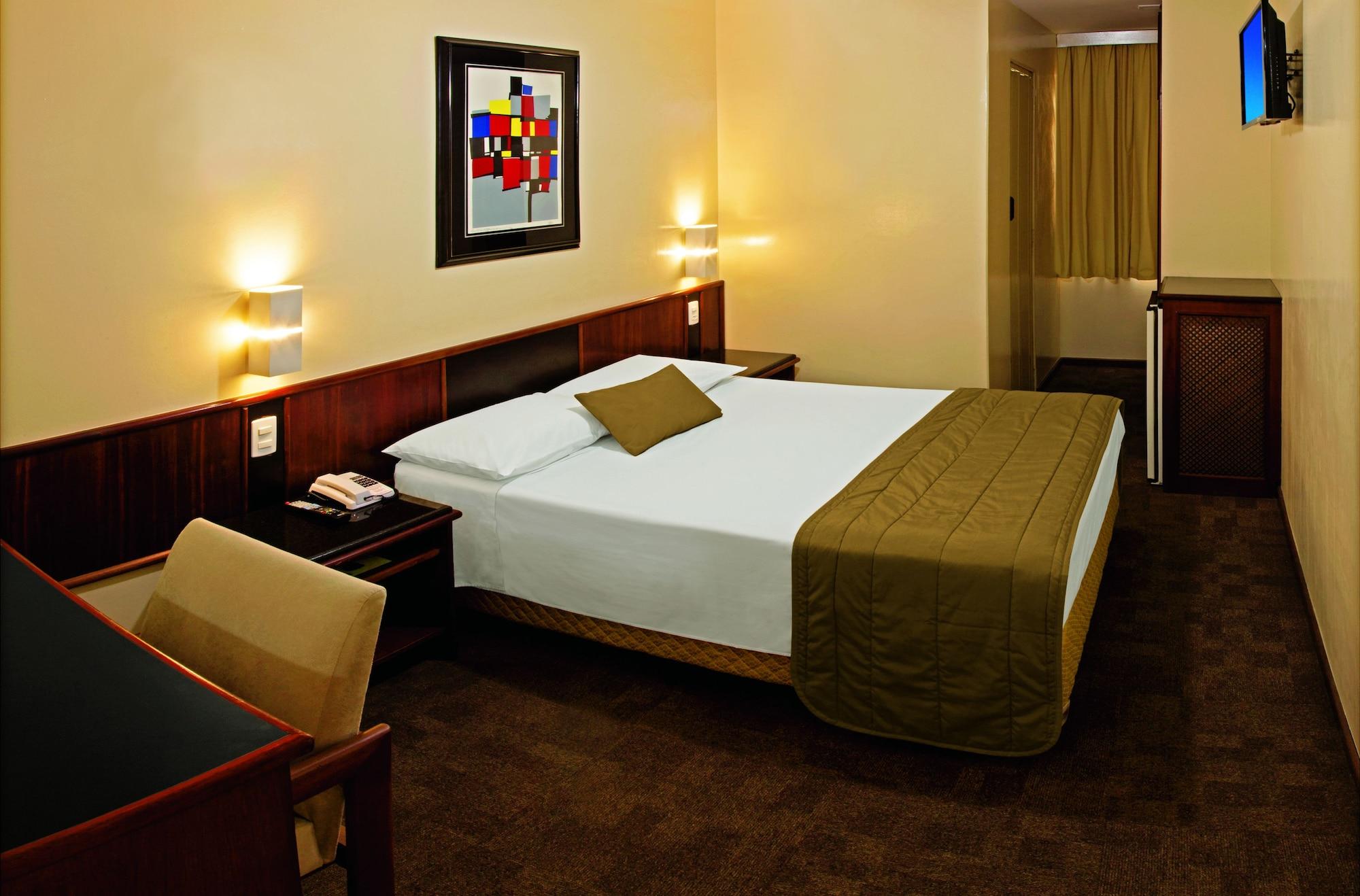 Lira Hotel Curitiba Kültér fotó