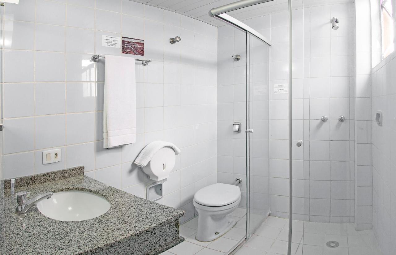 Lira Hotel Curitiba Kültér fotó