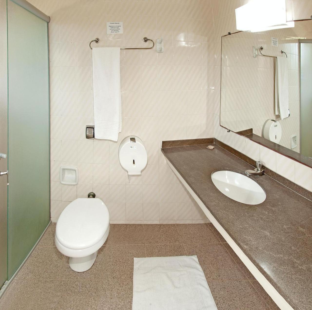 Lira Hotel Curitiba Kültér fotó