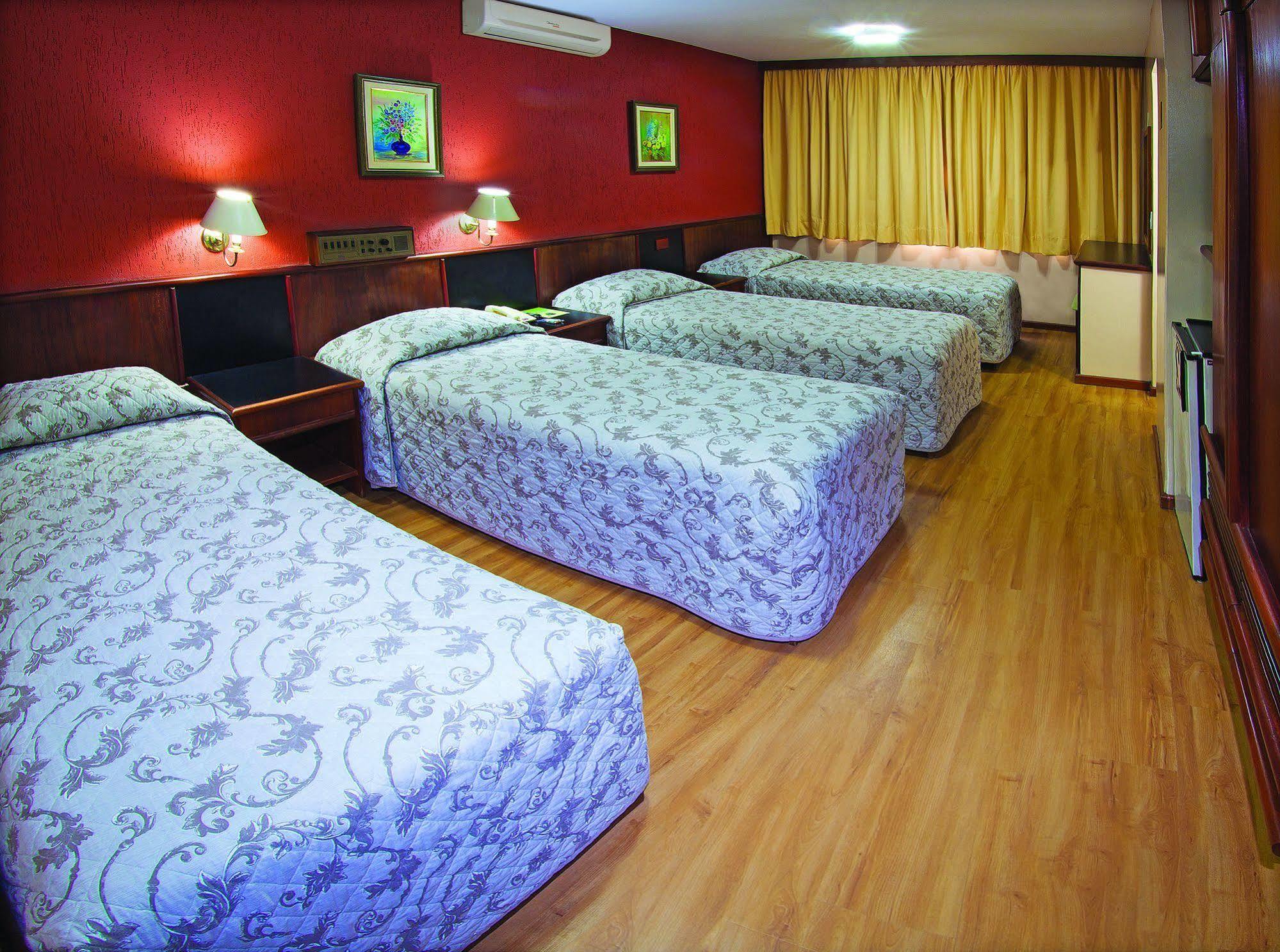 Lira Hotel Curitiba Kültér fotó