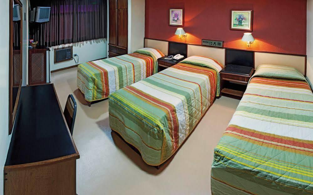 Lira Hotel Curitiba Kültér fotó