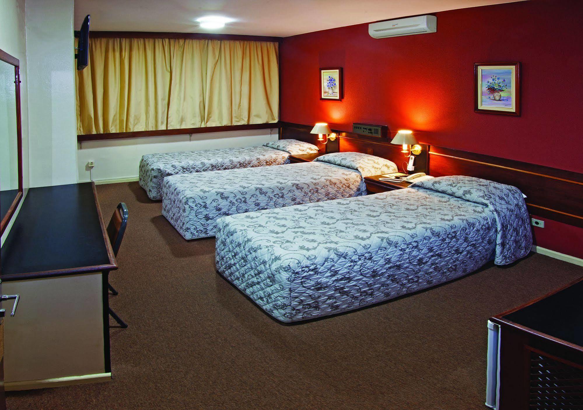 Lira Hotel Curitiba Kültér fotó