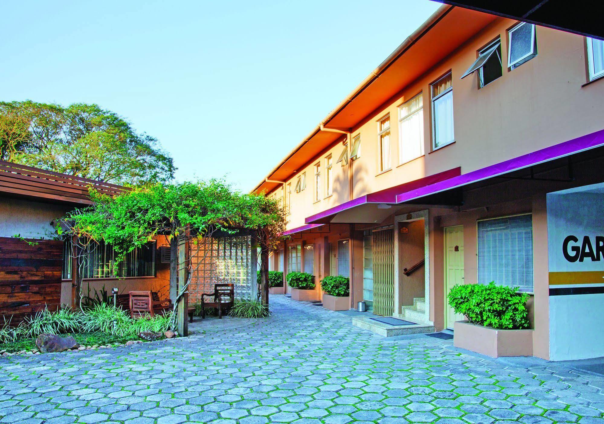 Lira Hotel Curitiba Kültér fotó