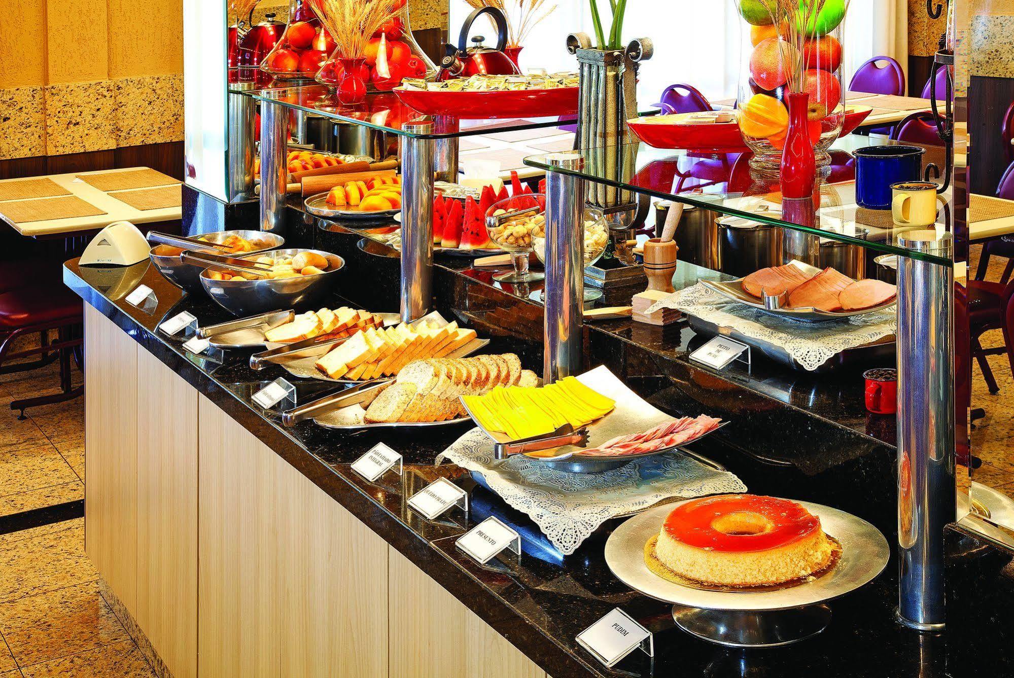 Lira Hotel Curitiba Kültér fotó